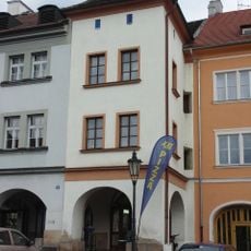 Mírové náměstí 37