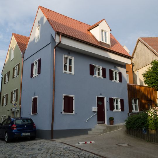 Ehemalige Remise, jetzt Wohnhaus