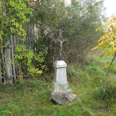 Kříž jižně od Jezerců