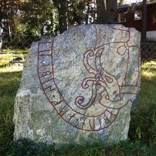 Uppland Runic Inscription 621