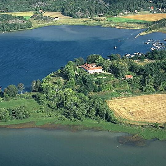 Gullmarsbergs säteri