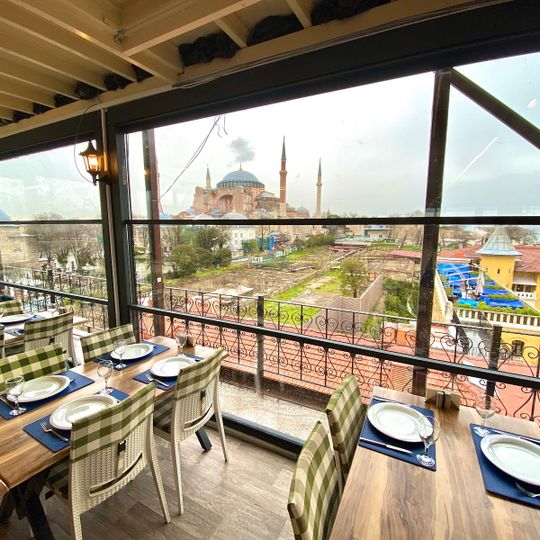 Seven Hills Restaurant