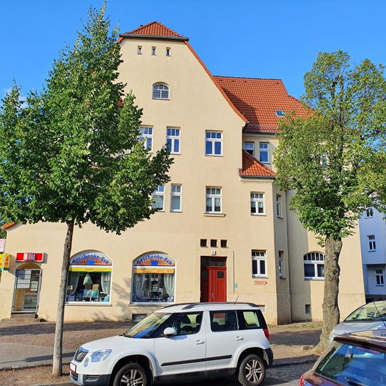 Klingerstraße 1
