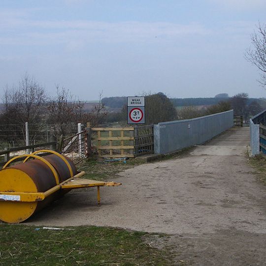 Crawshaw Woods Bridge, Hul4/20