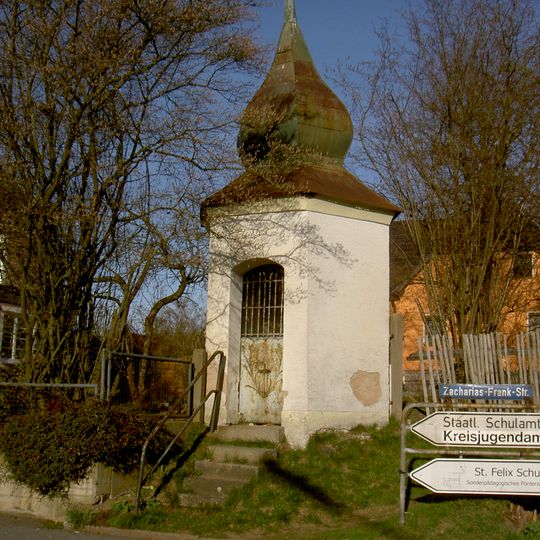 Sechseckige Wegkapelle