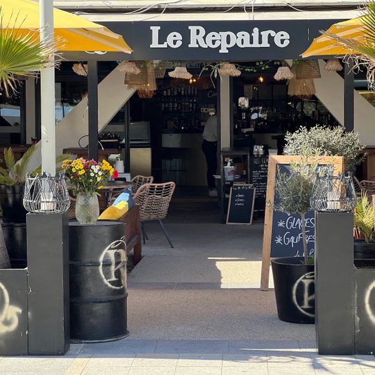 Le Repaire