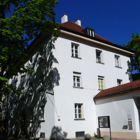 Katholisches Pfarrhaus St. Korbinian
