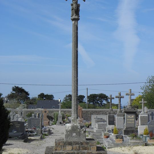 Cemetery cross of Locquirec cemetery