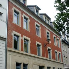 Mietshaus in geschlossener Bebauung Mühlstraße 23