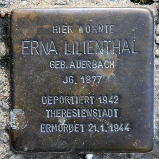 Stolperstein en memoria de Erna Lilienthal