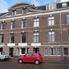 Huis met classicistische kenmerken
