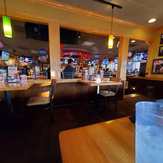 Applebee's Grill + Bar