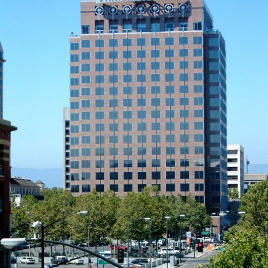 Fairmont Plaza