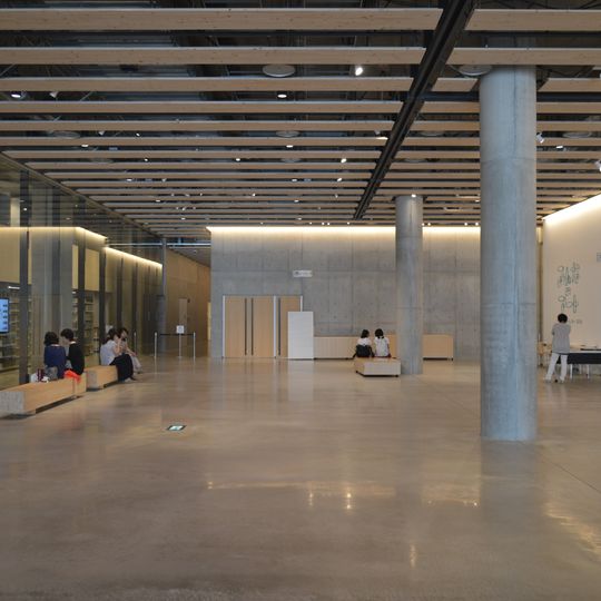 'Minna no Mori' Gifu Media Cosmos