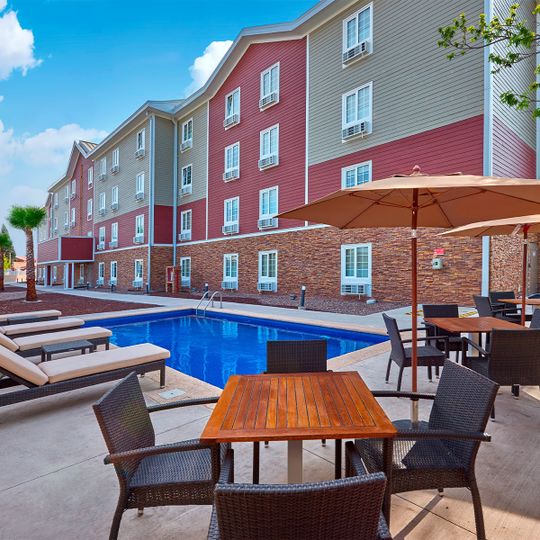 Hotel Extended Suites Ciudad del Carmen Aeropuerto