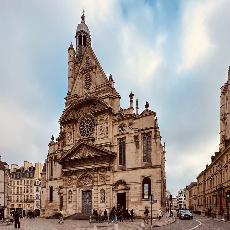Place Sainte-Geneviève