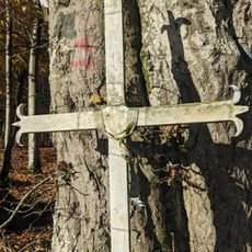 Wayside cross