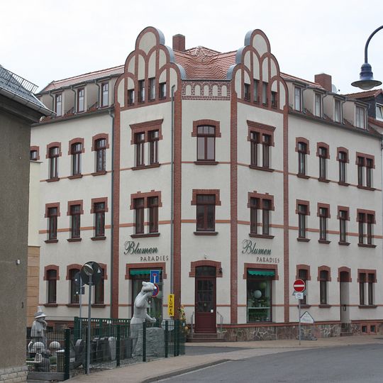 Mietshaus in Ecklage Badstraße 7