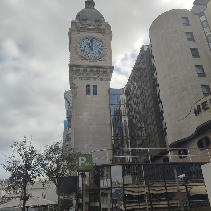 Clock tower of Paris-Gare de Lyon