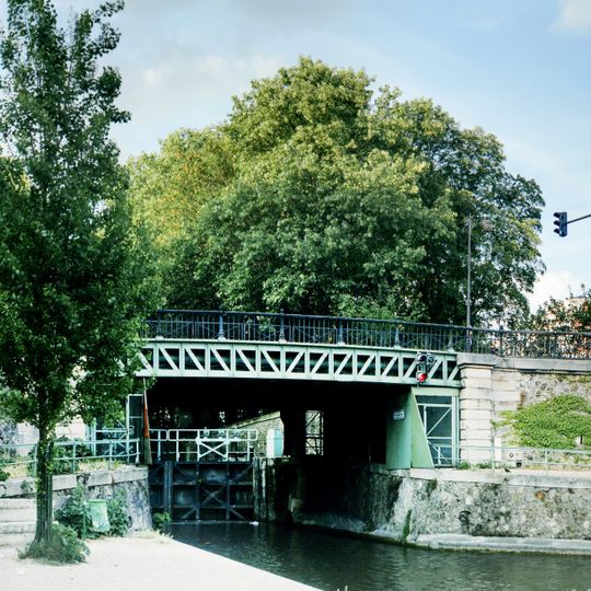 Pont Eugène-Varlin