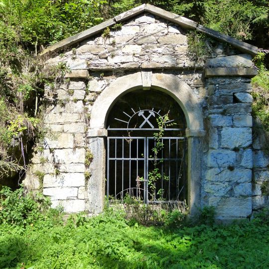 Mundloch des Löllinger Erbstollens