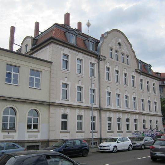 Mietshaus und Verwaltungsgebäude Brandenburger Straße 20