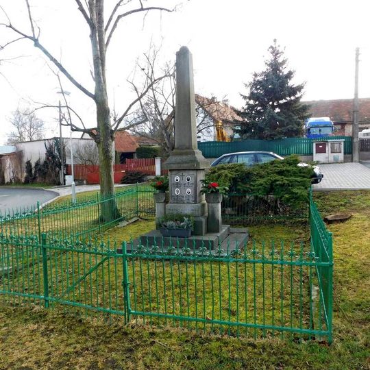 Pomník padlým v Kunicích