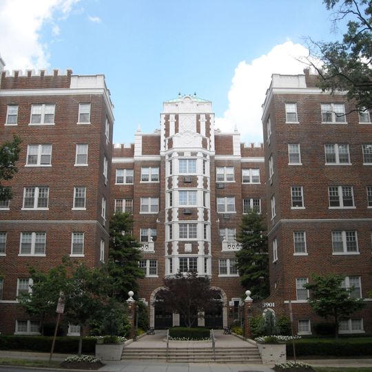 Building at 3901 Connecticut Ave., NW