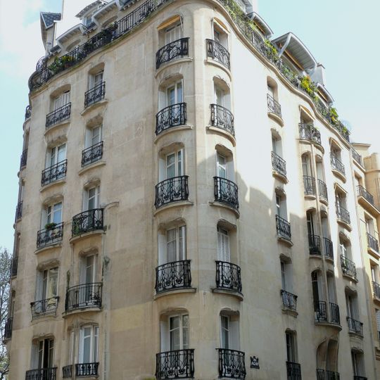 19 rue Jean-de-La-Fontaine