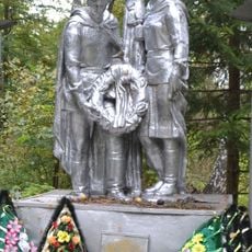 Братская могила (с. Уколица)