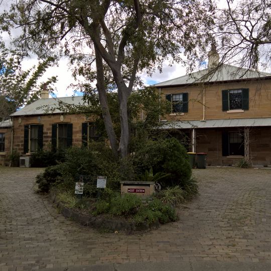 Macarthur House