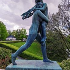 Statue