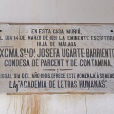 Placa a Josefa Ugarte-Barrientos