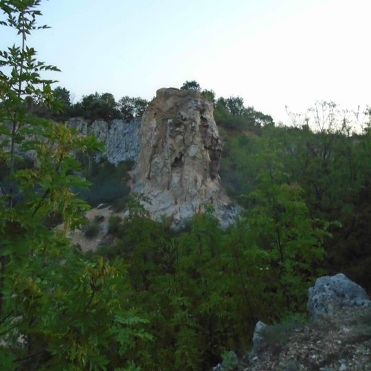 Róka-hegyi Pillér Cave