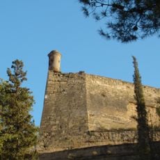 Fortificaciones en torno a la Catedral Vieja