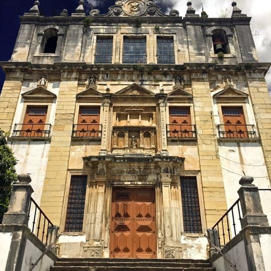 Igreja de Santa Justa, incluindo o adro e a escadaria fronteiros