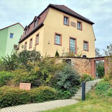 Beiersdorfer Straße 1