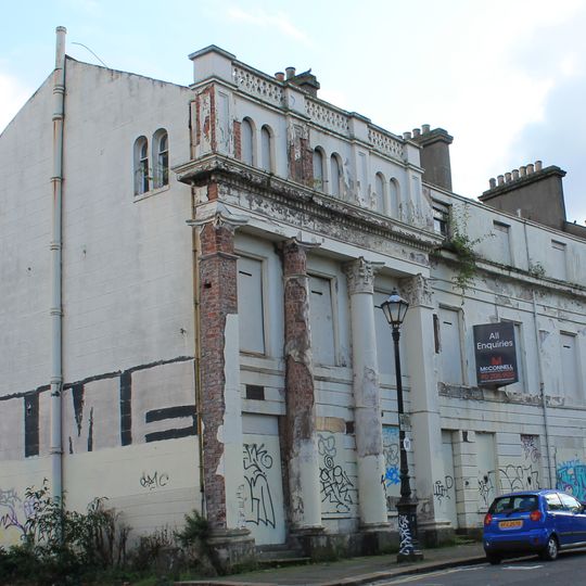 16 Upper Crescent Belfast Co Antrim Bt7 1nt