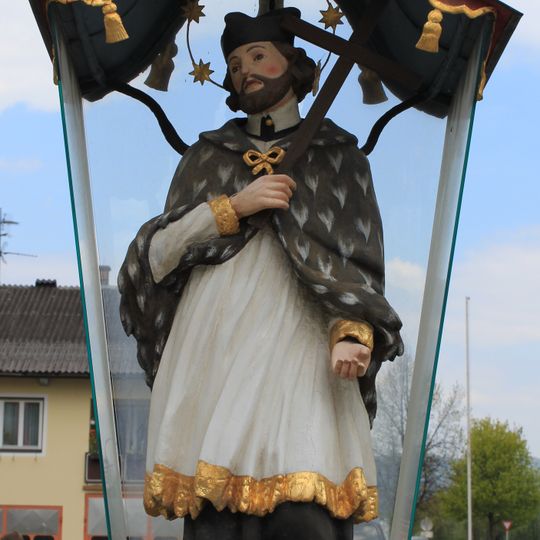 Figurenbildstock hl. Johannes Nepomuk und Kruzifixus
