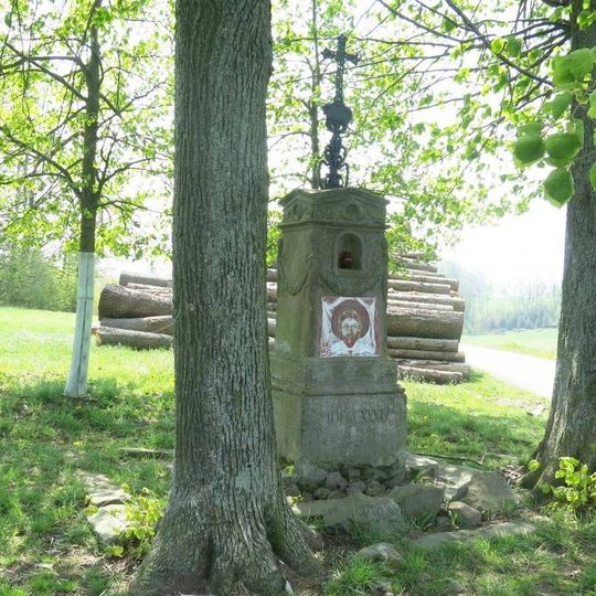 Jankeho kříž u cesty jižně od Polevska