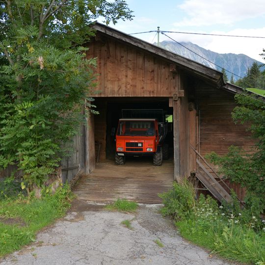 Wirtschaftsgebäude Lukasser