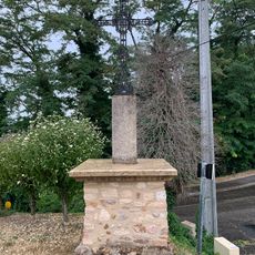 Croix du Vieux-Bourg