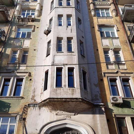 28 Striletska Street