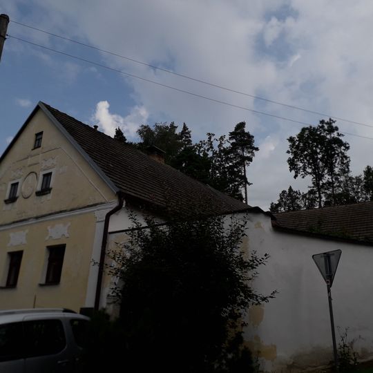 Zemědělský dvůr čp. 11