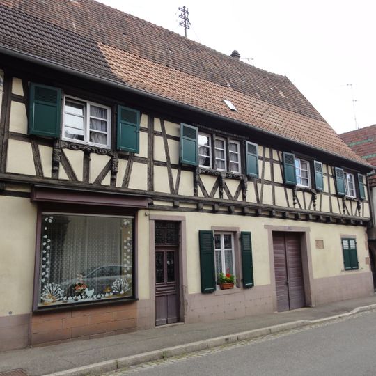 Maison de charpentier au 10 rue du Général de Gaulle