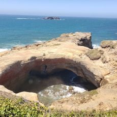 Devils Punchbowl State Natural Area