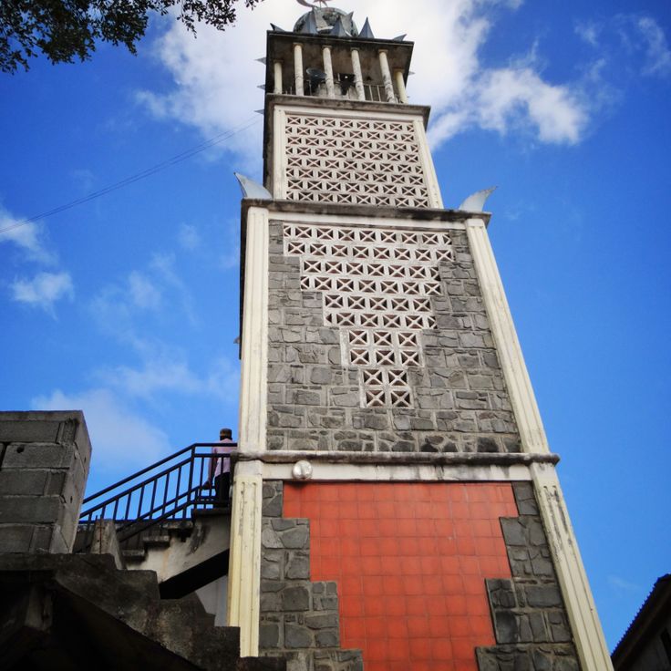 Moschea e Cimitero di Tsingoni