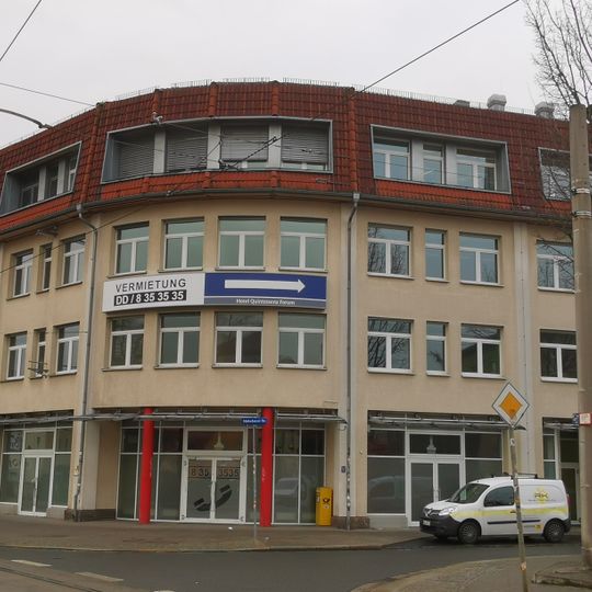 Cossebauder Straße 18, 20/Mobschatzer Straße 15
