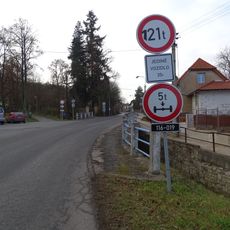 Most pod Tyršovým stromořadím v Řevnicích