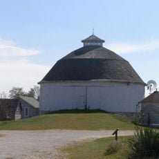Bert Leedy Round Barn